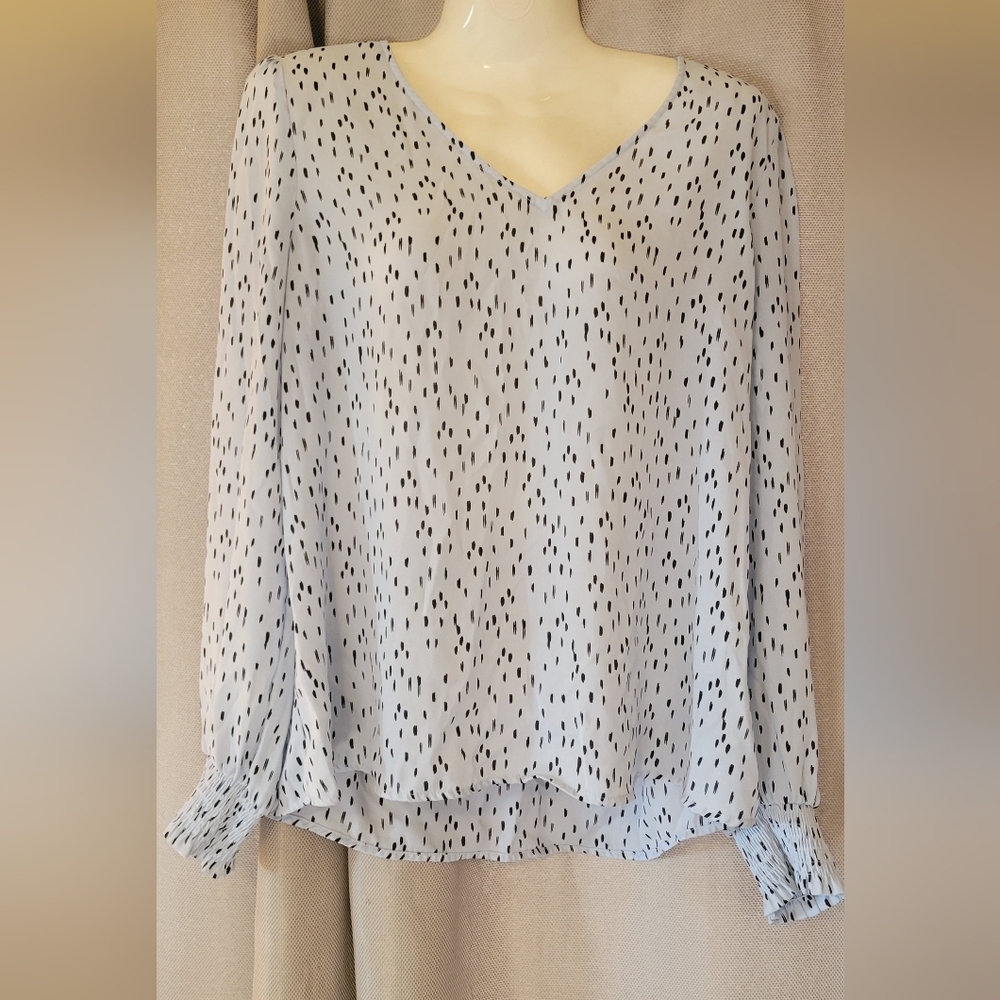 Worthington Black and White Patterned Blouse